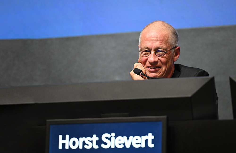 Dr.Horst Sievert